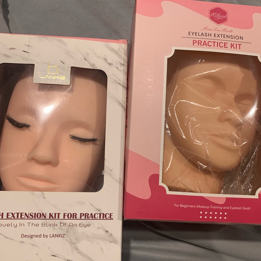 Eyelash extension practice kit